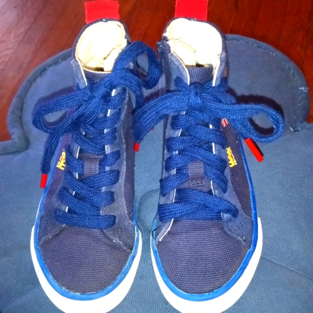 Toddler Boys Size 9.5 or 26 Mini Boden London Themed Hi Top Canvas Shoes Sneaker